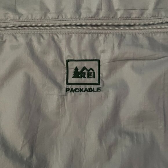 Men's L REI 2-tone packable vest - Picture 6 of 7